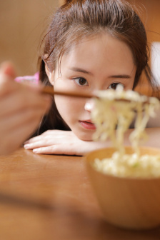 强壮公让我高潮八次